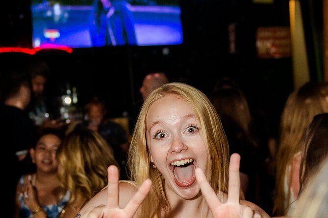 Lisbon Pink Street Pubcrawl: 1h Open Bar, Shots,VIP Club Entry - Overview of the Pub Crawl