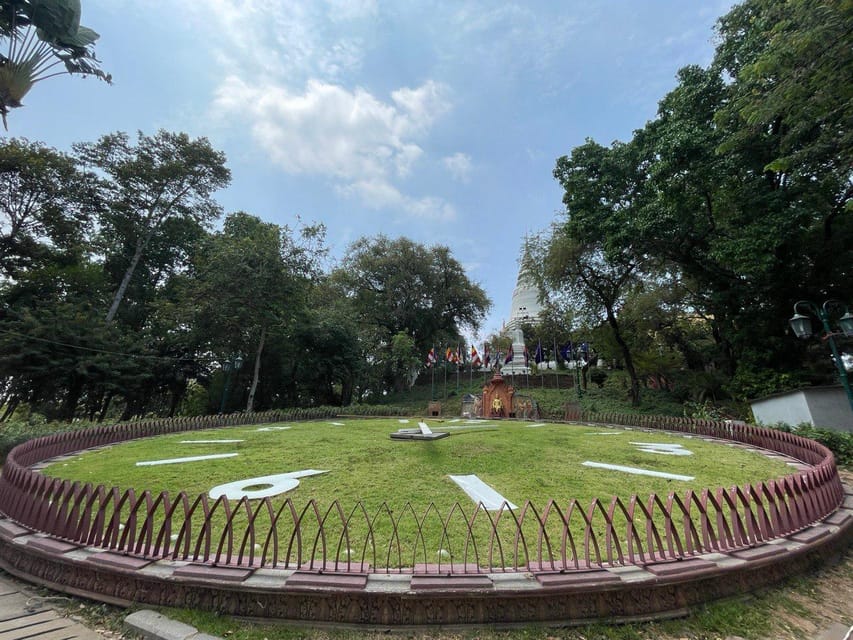 7 Best Walking Tours In Phnom Penh