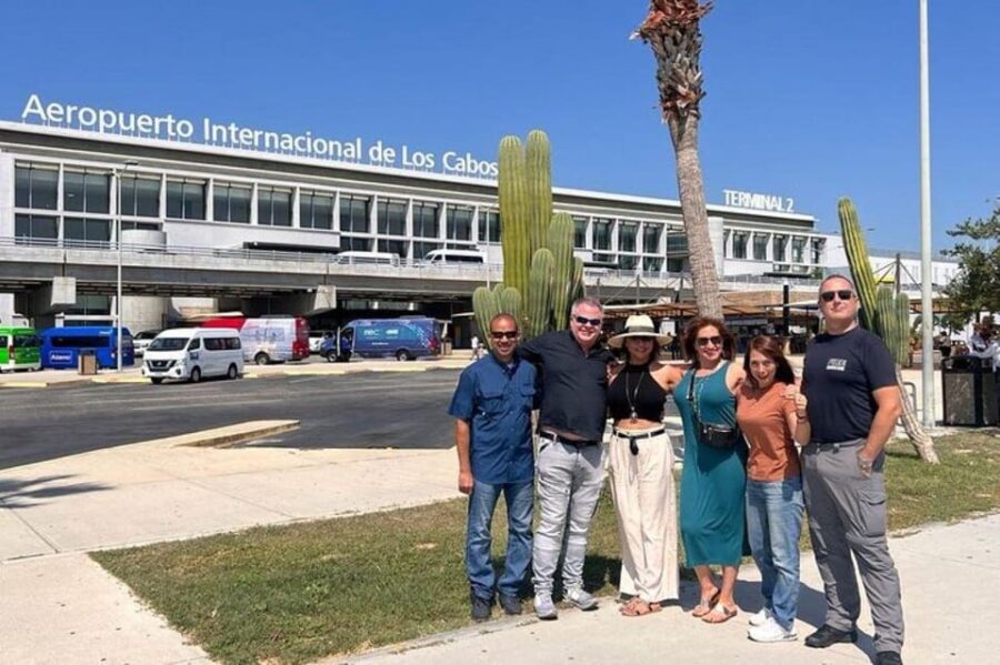 12 Best Airport Transfers In Los Cabos