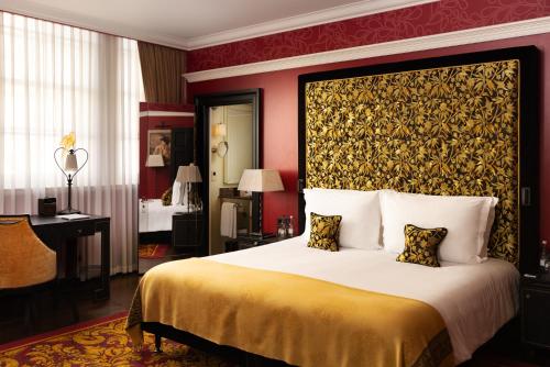 Loscar London Review