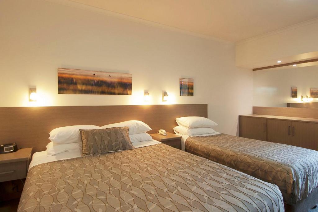 Loxton Community Hotel Motel - Convenient Location