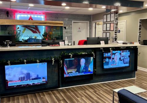 Lx Hotel, Manchester, Tennessee - Excellent Location and Surroundings