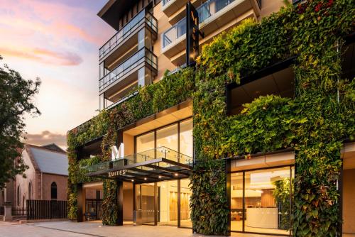 Majestic M Suites - Property Highlights