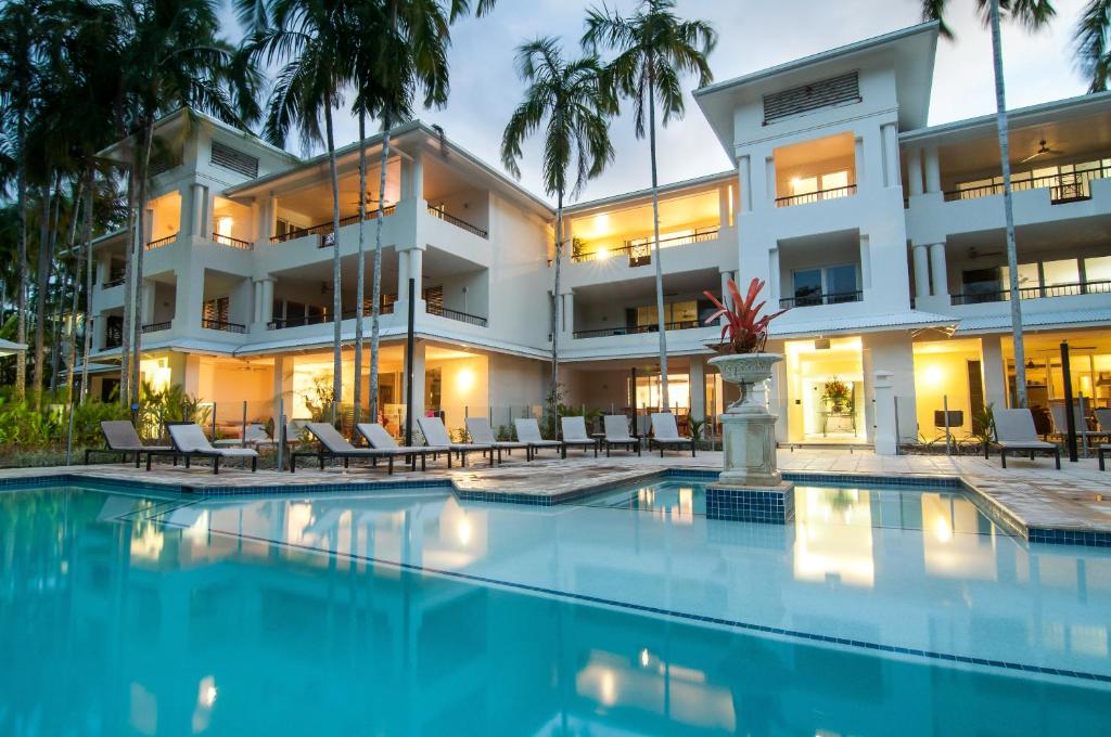 Mandalay Luxury Beachfront Apartments Review