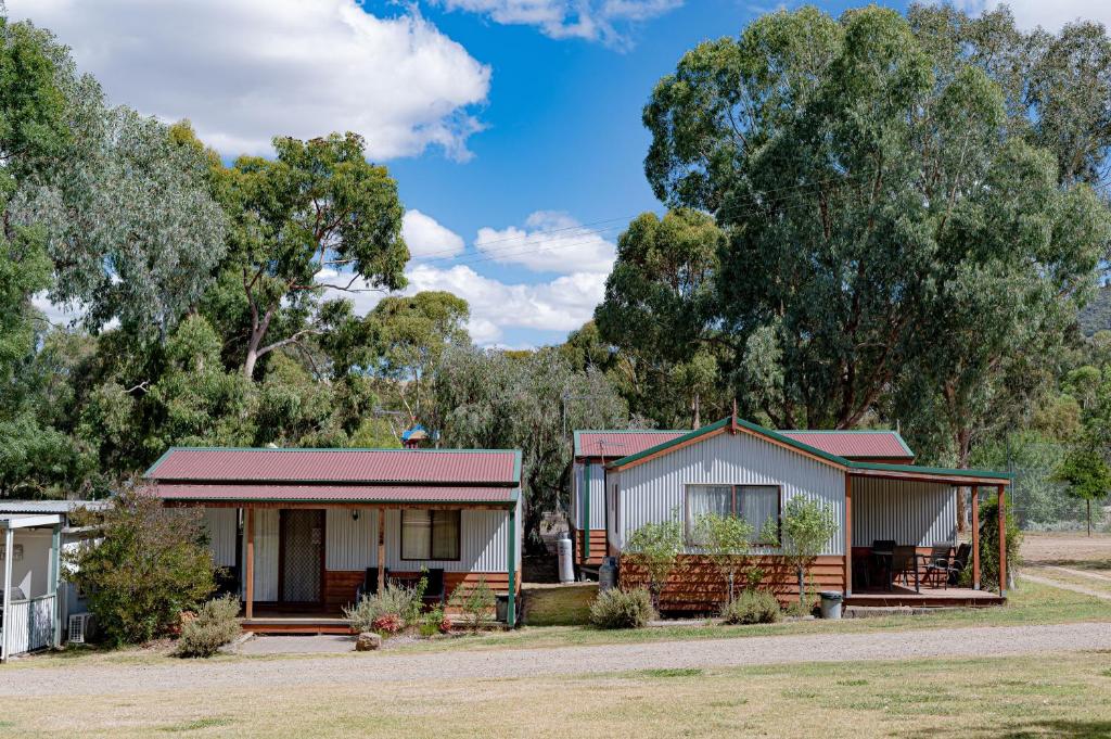 Mansfield Lakeside Caravan Park Review