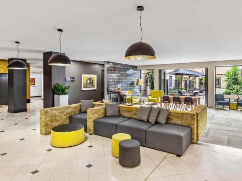 Mantra on Hay Perth - Overview and Location