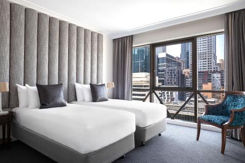 Mantra on Russell Review - Property Overview