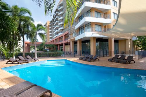 Mantra on The Esplanade - Property Overview