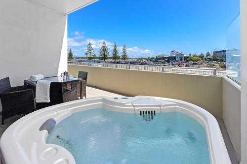 Mantra Quayside Port Macquarie - Property Details