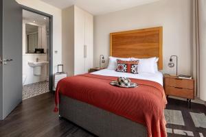 Marlin Canary Wharf - Property Overview