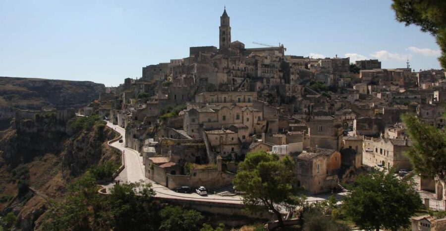 Matera Tour: Taste and Handicraft