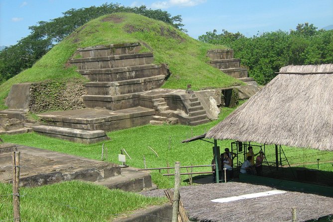 Maya Ruins in El Salvador : Joya De Ceren, San Andres, Tazumal, Chalchuapa, Lake