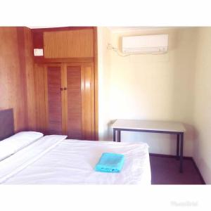 Meekatharra Hotel - Accommodation Details