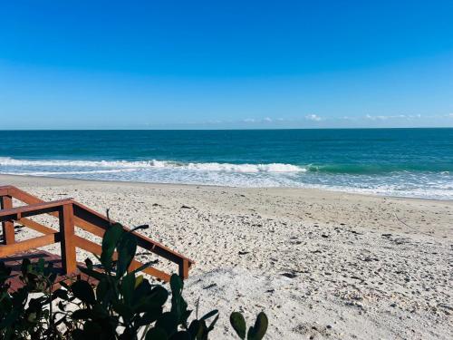 Melbourne Beach Resort & Surf Club - Overview and Location