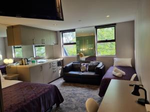 Melbourne ViVo - Location and Accessibility