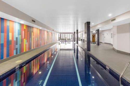 Meriton Suites Campbell Street, Sydney - Hotel Overview