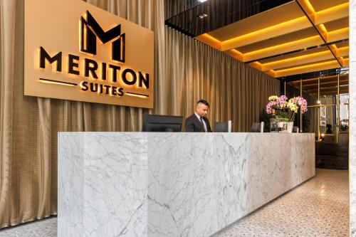 Meriton Suites Melbourne Review