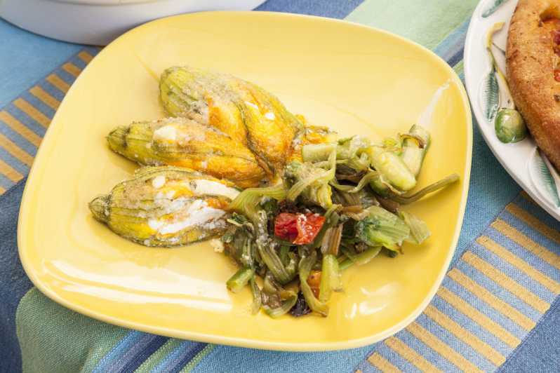 Messina: Cooking Demo & Meal at a Locals Home