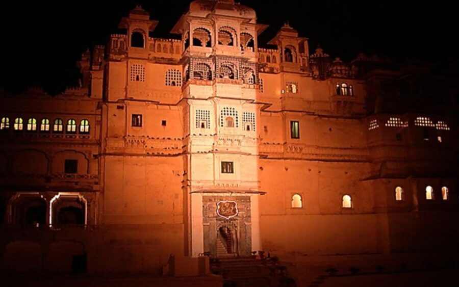 Mewar Evening Light & Sound Show With Dinner