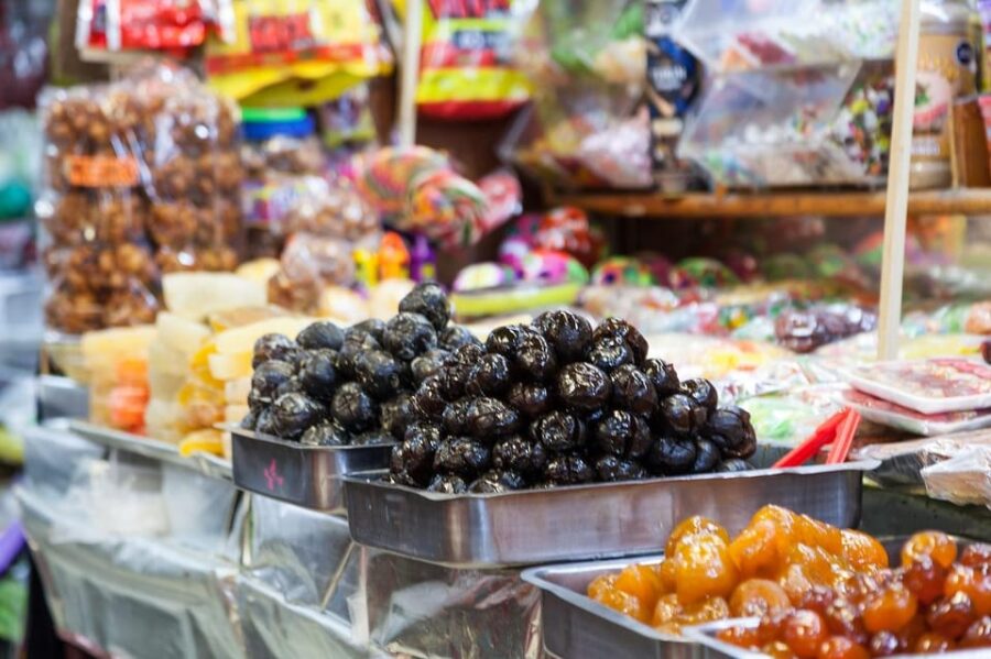 Mexico City: Bohemian Coyoacan Food Tour