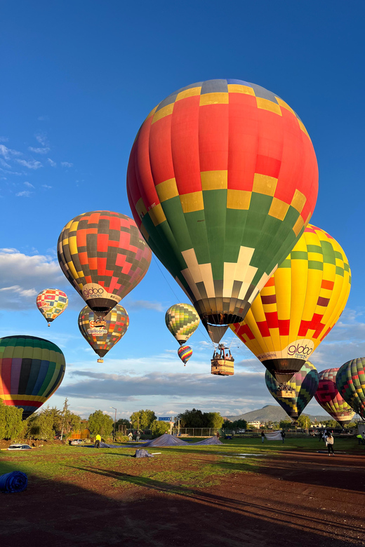 Mexico City Teotihuacan: Balloon Flight + Breakfast + Transportation
