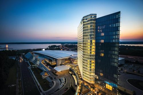MGM National Harbor - Convenient Location