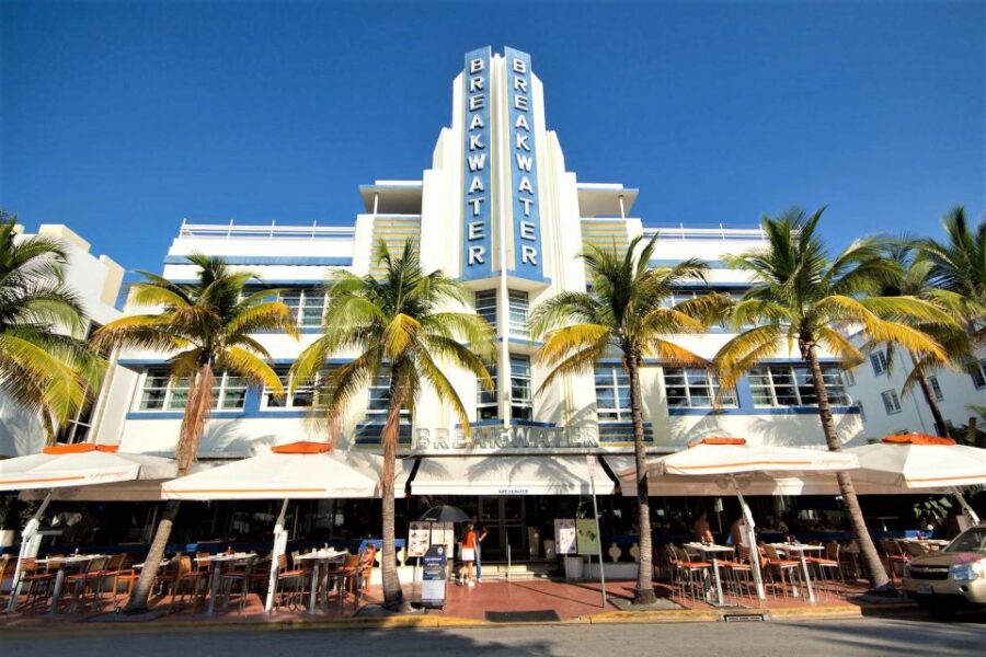 Miami: Art Deco Walking Tour With Optional Cocktails