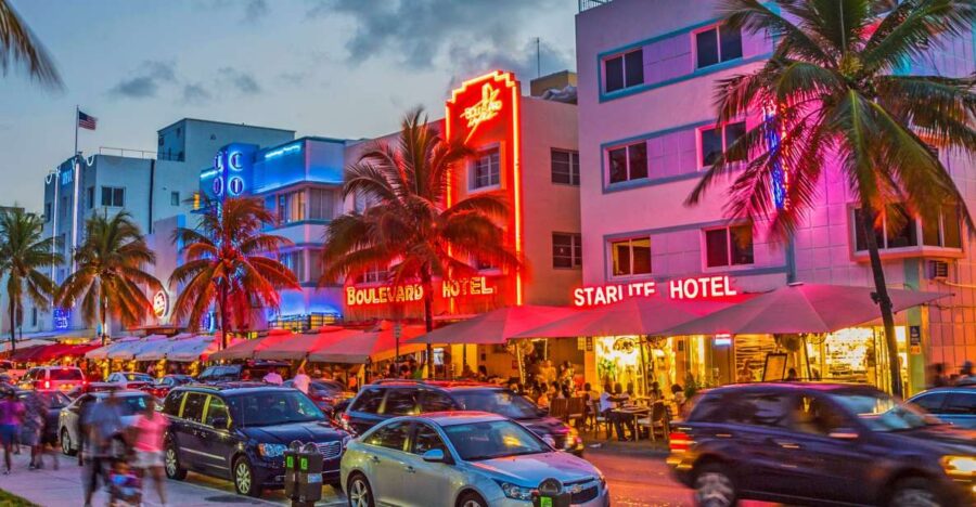 Miami: Open-Top Bus Sightseeing Night Tour With Live Guide