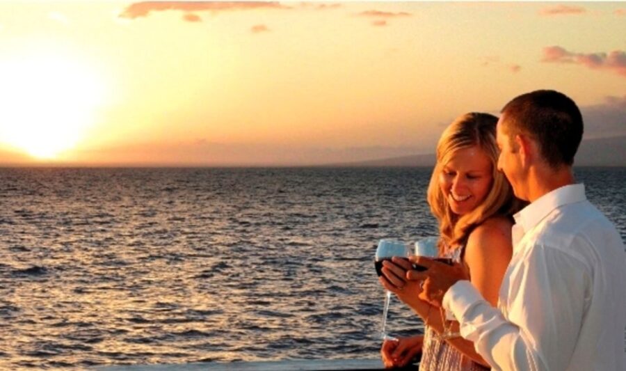 Miami: Sunset Cruise With Celebrity Homes & Open Bar