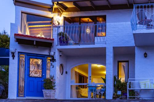 Million Dollar Views - Guest Ratings and Amenities
