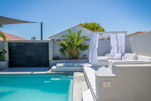 Mindarie Retreat - About Mindarie Retreat
