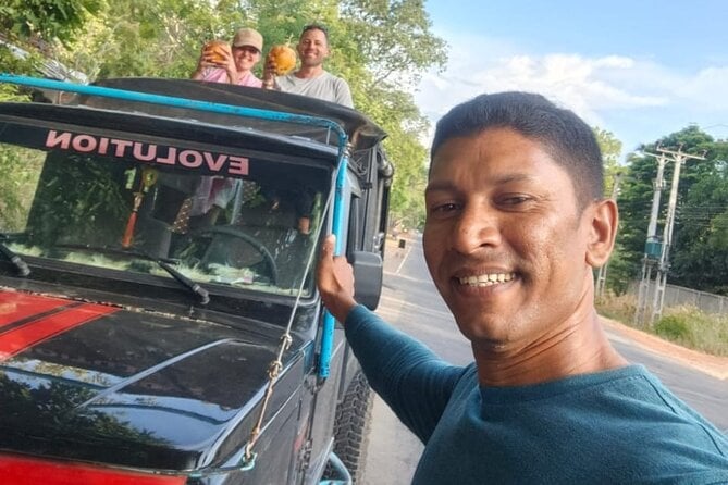 Minneriya National Park Elephant Jeep Safari Private Tour
