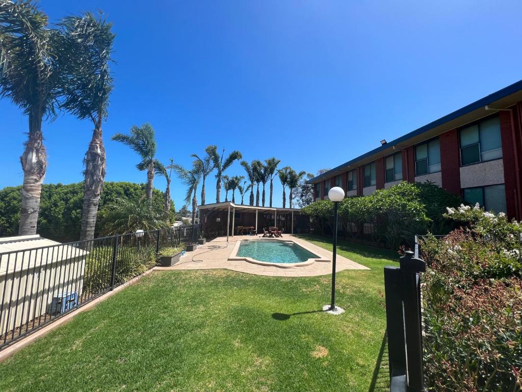 Mirambeena Motel Review