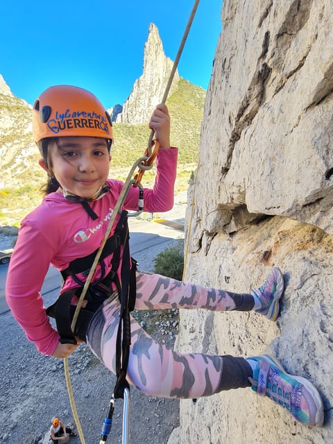 Monterrey: Rappelling Class in La Huasteca Park