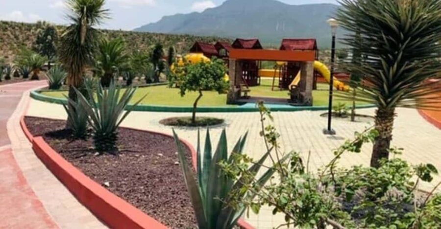 Monterrey: San Joaquín Hot Springs