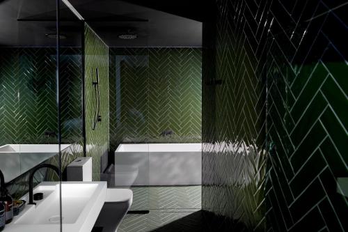 Moss Hotel - Highlights and Guest Experiences