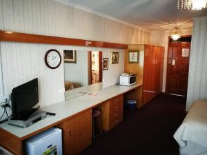 Motel Mayfair on Cavell - Accommodation Options