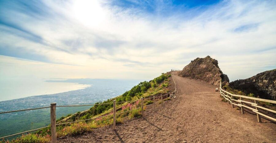 Mount Vesuvius 4-Hour Volcano Tour With Wine Tasting