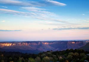 Mountain Heritage Hotel - Hotel Overview and Location