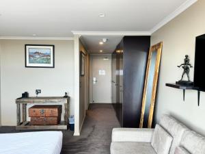 Mt Buller Chalet Hotel & Suites - Hotel Overview