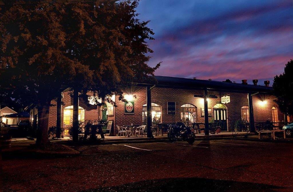Murrumbateman Country Inn Review