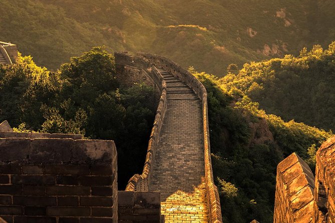 Mutianyu Great Wall Private VIP Tour With Peak Restaurant Dining and Cable Car - Scenic Aerial Views