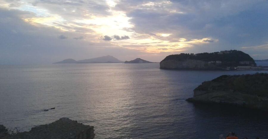 Naples: Panoramic E-Bike Tour