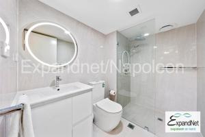 Napoleon On Kent - Property Overview