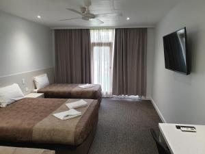 Naracoorte Hotel Motel - Location and Accessibility