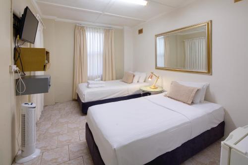 Neutral Bay Lodge - Hotel Overview