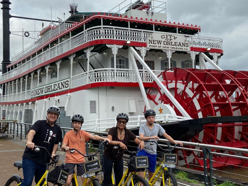 New Orleans: Garden District and French Quarter Bike Tour