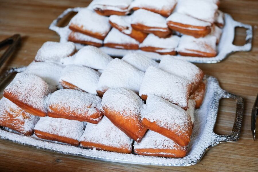 New Orleans: Guided Delicious Beignet Tour With Tastings