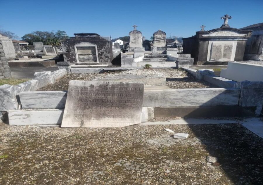 New Orleans: Secrets and Societies Cemetery Experience