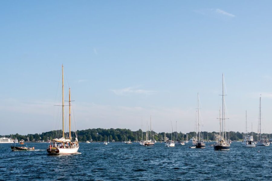 Newport: Schooner Sailing Tour